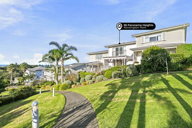 Photo of property in 56 Panorama Heights, Orewa, 0931