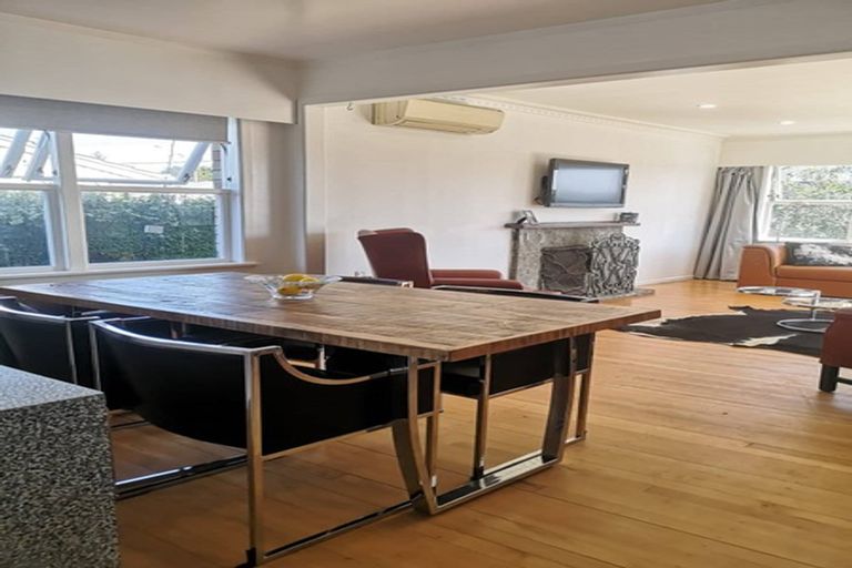 Photo of property in 596 Maunganui Road, Mount Maunganui, 3116