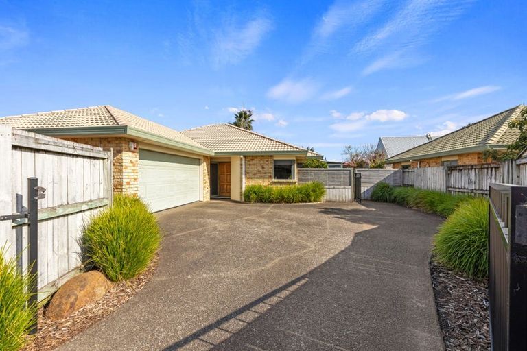 Photo of property in 19 Rosberg Place, Mount Maunganui, 3116