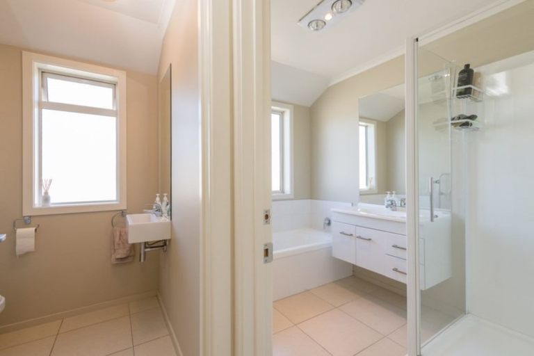 Photo of property in 5 Melfield Place, Richmond, 7020