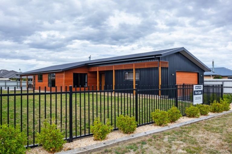 Photo of property in 9 Grandvue Drive, Twizel, 7901