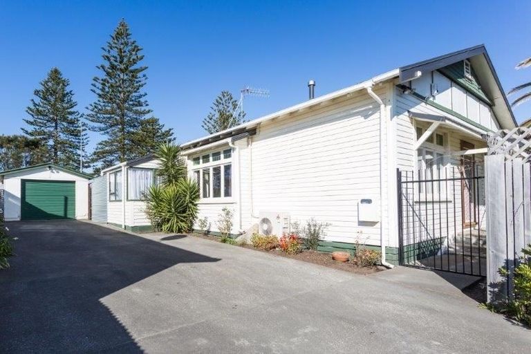 Photo of property in 8 Te Awa Avenue, Te Awa, Napier, 4110