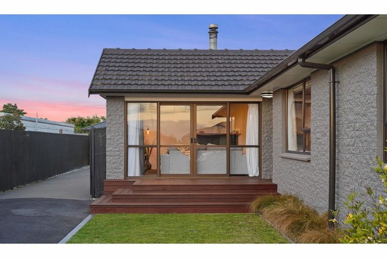 Photo of property in 5 Carbine Place, Sockburn, Christchurch, 8042
