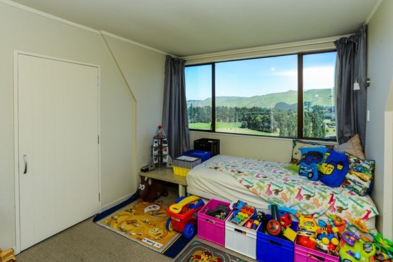 Photo of property in 21 Rochfort Road, Kahuranaki, Havelock North, 4295