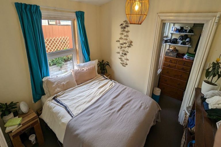 Photo of property in 54 Pirie Street, Mount Victoria, Wellington, 6011