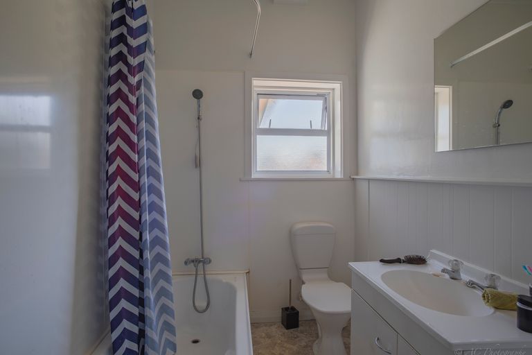 Photo of property in 192 Otipua Road, West End, Timaru, 7910