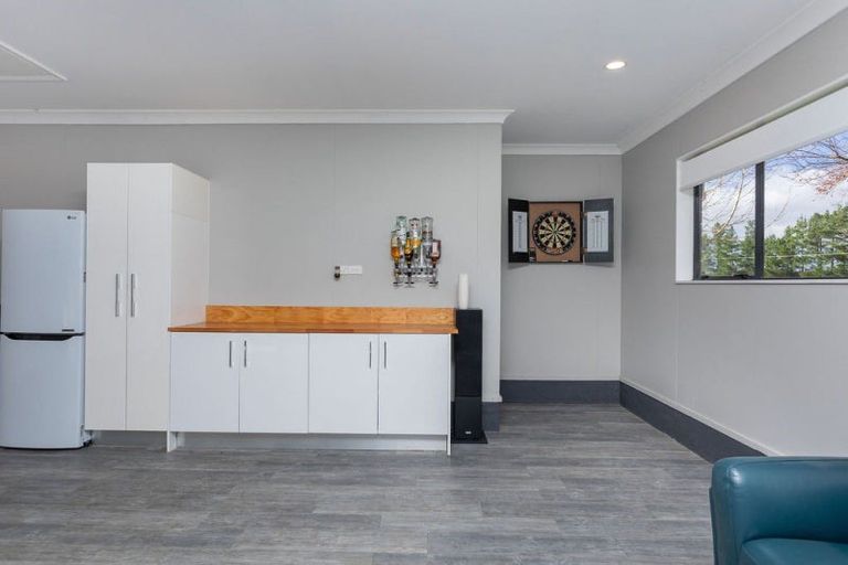 Photo of property in 12 Totaramahonga Road, Dannevirke, 4972