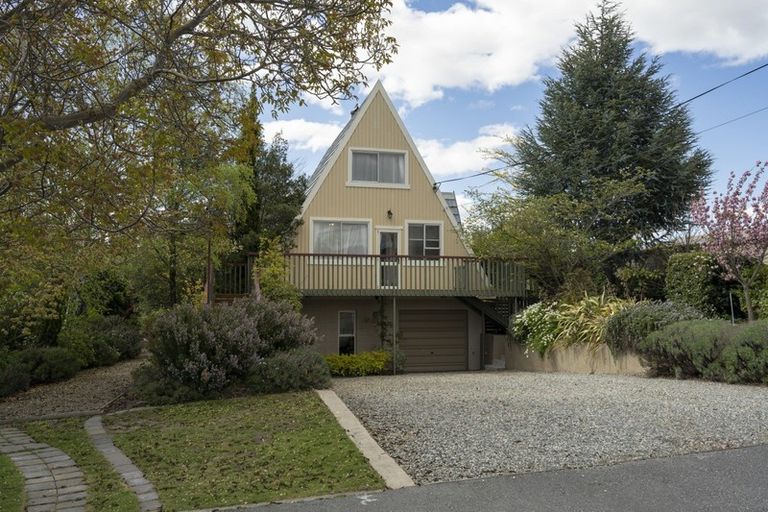 Photo of property in 24 Eureka Street, Alexandra, 9320