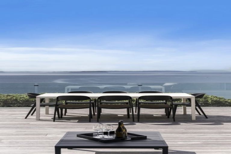 Photo of property in 84 Ardern Avenue, Stanmore Bay, Whangaparaoa, 0932