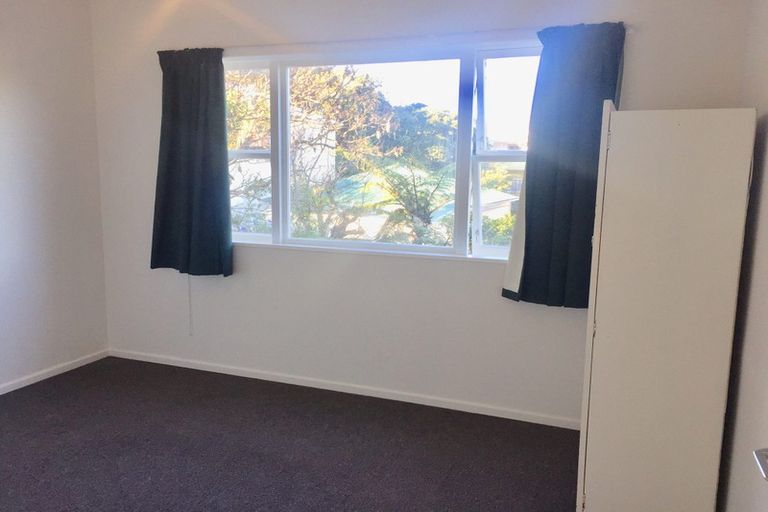 Photo of property in 2/45 Stanley Street, Berhampore, Wellington, 6023