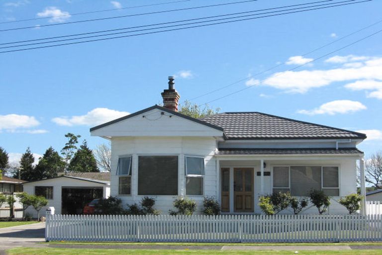 Photo of property in 71 Hakanoa Street, Huntly, 3700