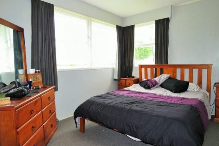 Photo of property in 71 Meadowvale Drive, Levin, 5510