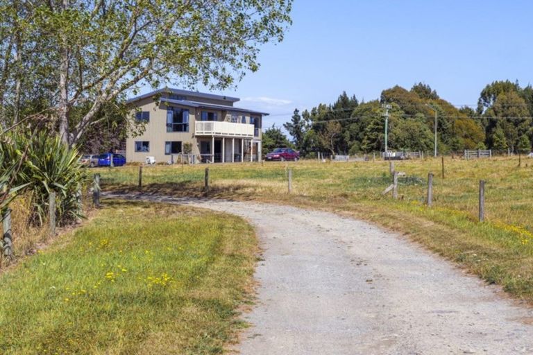 Photo of property in 10 Ellis Road, Normanby, Timaru, 7971