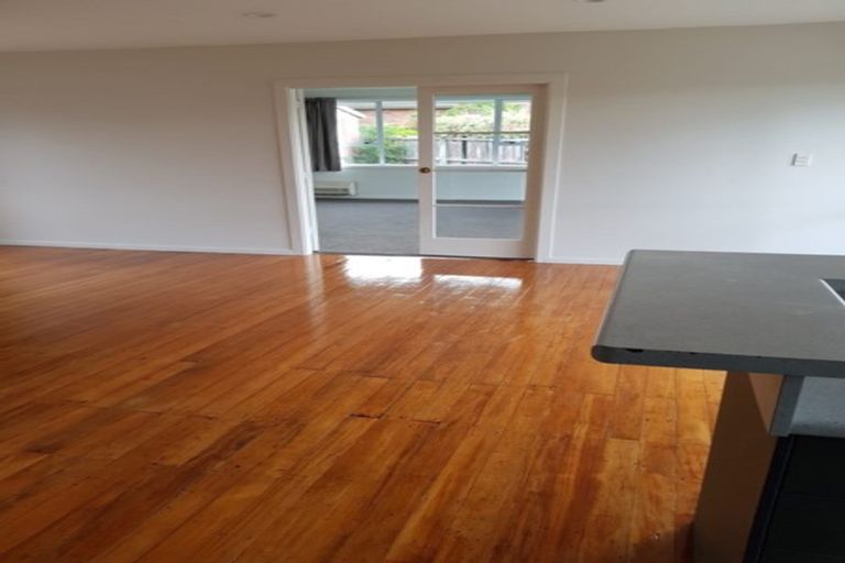 Photo of property in 17 Haslett Place, Upper Riccarton, Christchurch, 8041