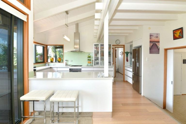 Photo of property in 44 Swann Beach Road, Stanmore Bay, Whangaparaoa, 0932