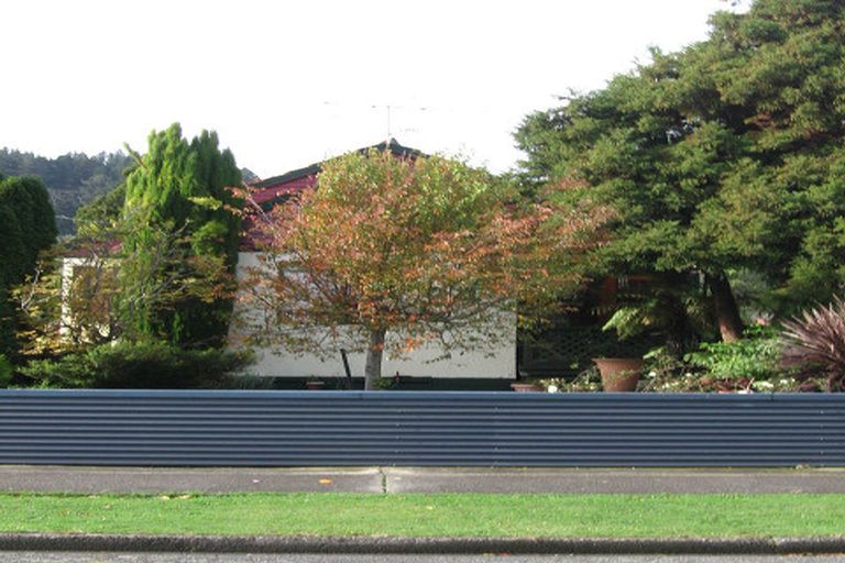 Photo of property in 34 Biddle Crescent, Taita, Lower Hutt, 5011