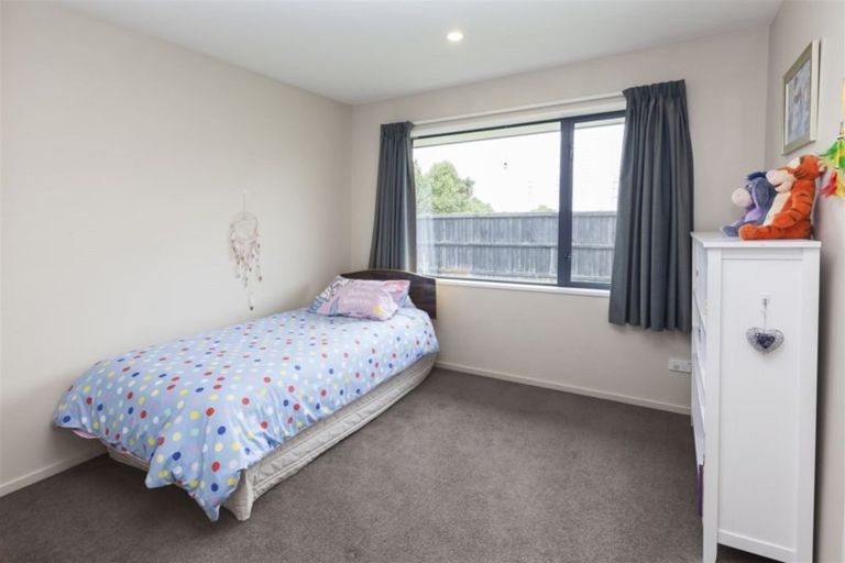 Photo of property in 10 Champagne Avenue, Yaldhurst, Christchurch, 8042