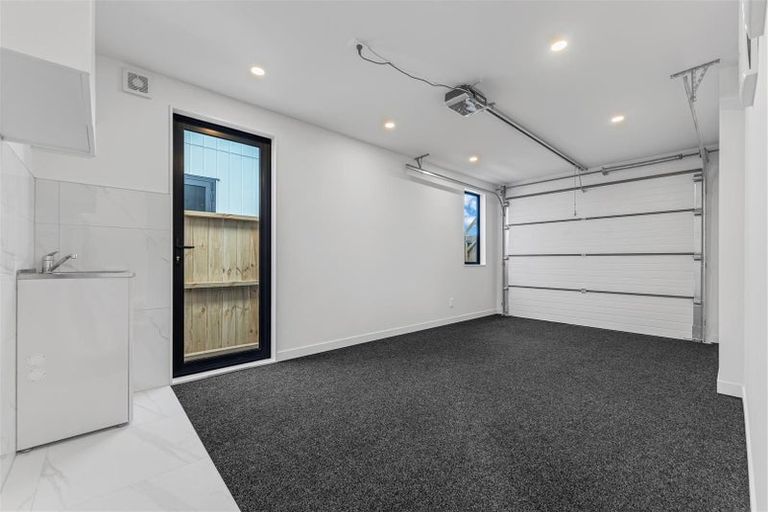 Photo of property in 9 John Gray Street, Papakura, 2110