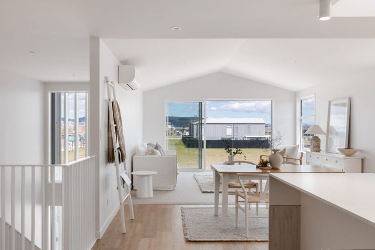 Photo of property in 10 Rehua Way, Papamoa, 3118