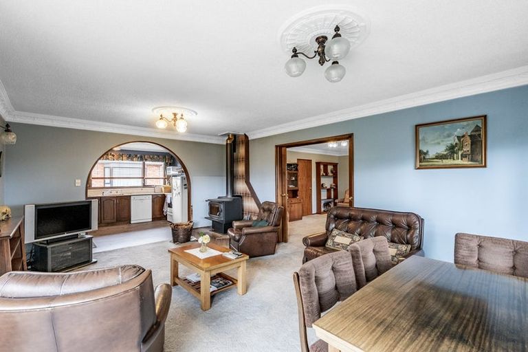 Photo of property in 2 Calder Place, Winton, 9720