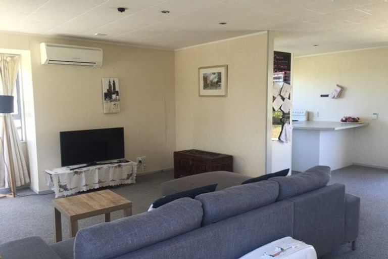 Photo of property in 56 Campbell Avenue, Paraparaumu, 5032