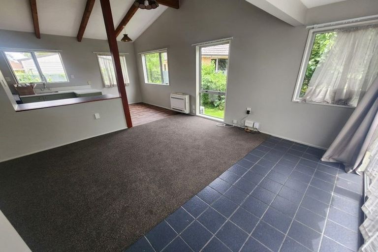 Photo of property in 1 Englefield Road, Belfast, Christchurch, 8051