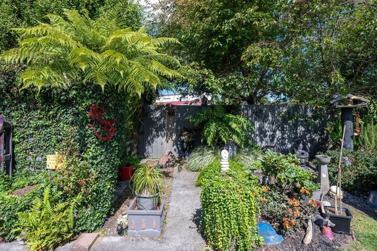 Photo of property in 74 Sunset Road, Mangakakahi, Rotorua, 3015