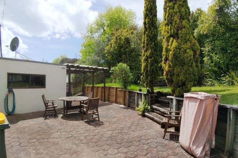 Photo of property in 1/17 Weetman Drive, Browns Bay, Auckland, 0630