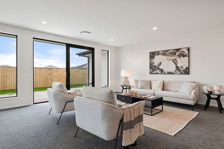 Photo of property in 18 Hunt Road, Rolleston, 7615