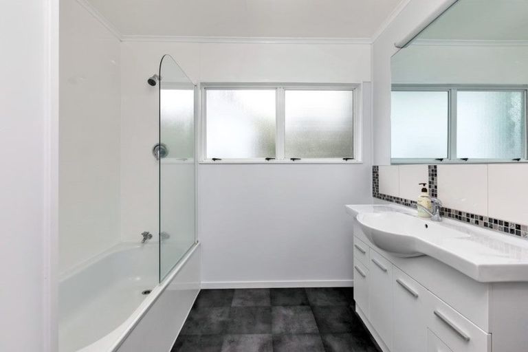 Photo of property in 47 Old Onerahi Road, Onerahi, Whangarei, 0110