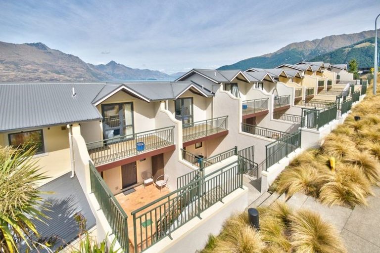 Photo of property in 11/63-69 Edinburgh Drive, Queenstown, 9300