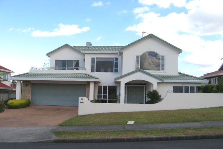 Photo of property in 3 Mistral Place, West Harbour, Auckland, 0618