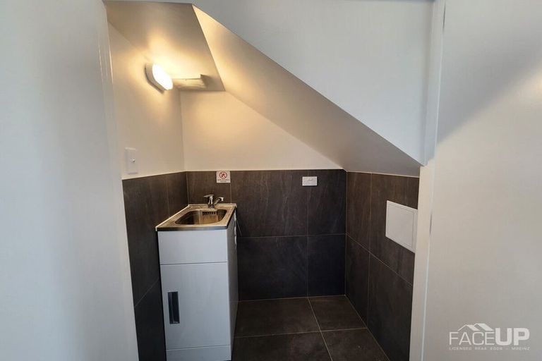 Photo of property in 4 Rahopuru Road, Westgate, Auckland, 0614