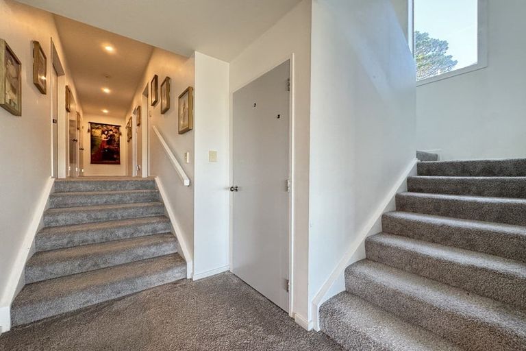 Photo of property in 165 Townsend Road, Miramar, Wellington, 6022