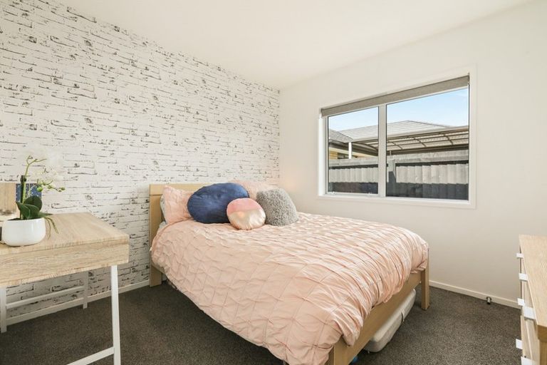 Photo of property in 39 Makawe Roa Street, Marshland, Christchurch, 8083