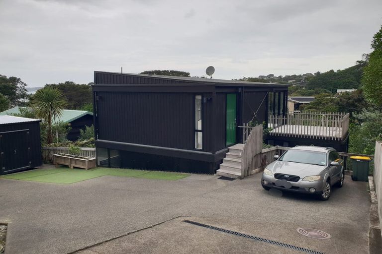 Photo of property in 33 Durness Place, Red Beach, 0932