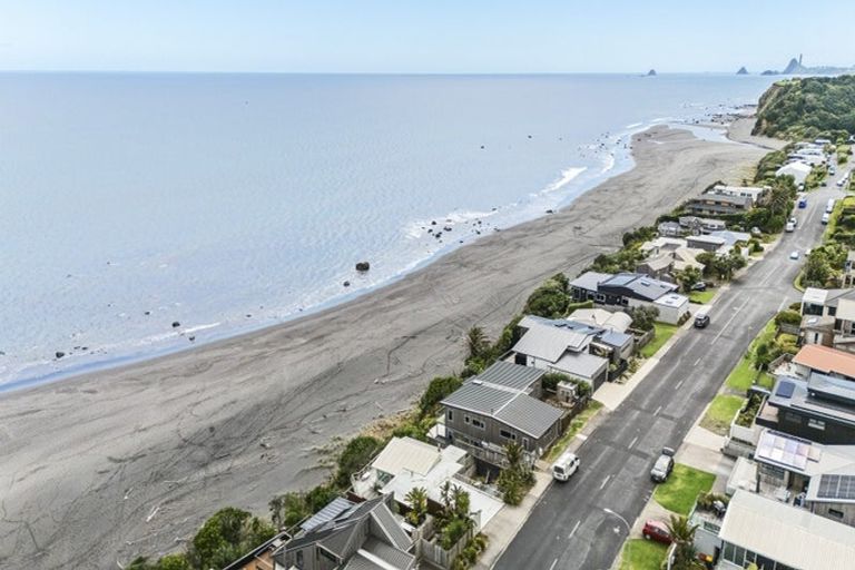 Photo of property in 43 Messenger Terrace, Oakura, 4314