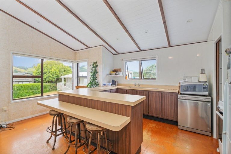 Photo of property in 43 Oyster Drive, Cooks Beach, Whitianga, 3591