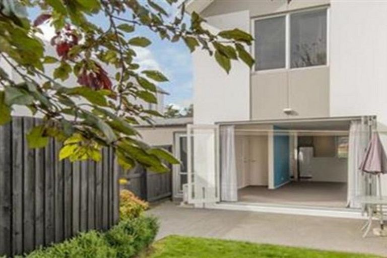 Photo of property in 450f Madras Street, St Albans, Christchurch, 8014