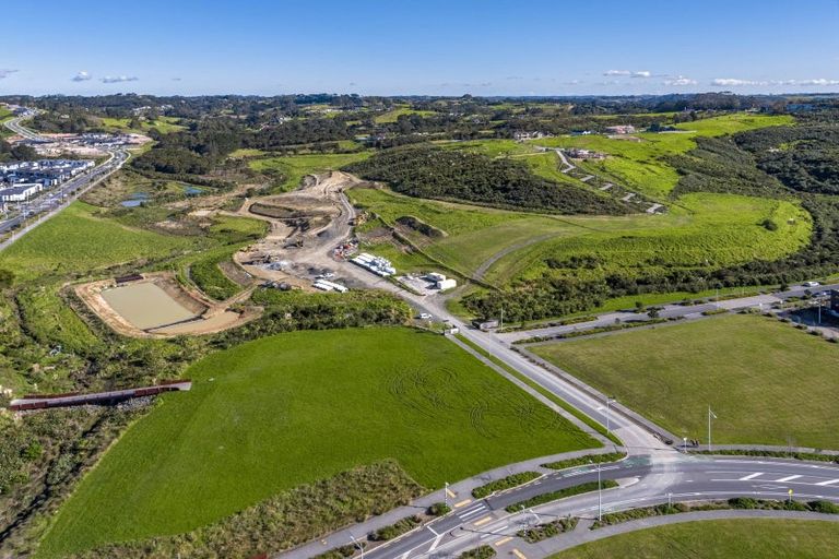 Photo of property in 109 Te Oneroa Way, Long Bay, Auckland, 0630