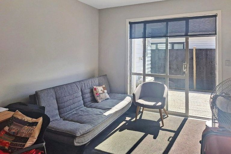 Photo of property in 45 Vinistra Road, Kumeu, 0810