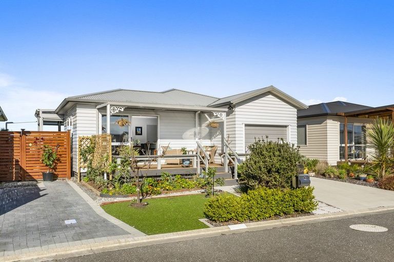 Photo of property in 11 Kamahi Crescent, Papamoa Beach, Papamoa, 3118