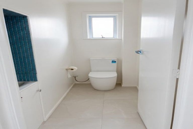 Photo of property in 5 Mcleod Road, Henderson, Auckland, 0612