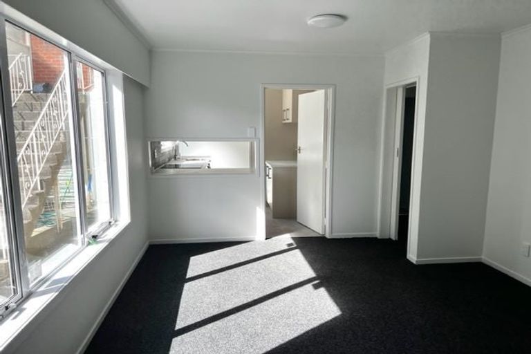 Photo of property in 5/3 Kingsway Avenue, Sandringham, Auckland, 1025