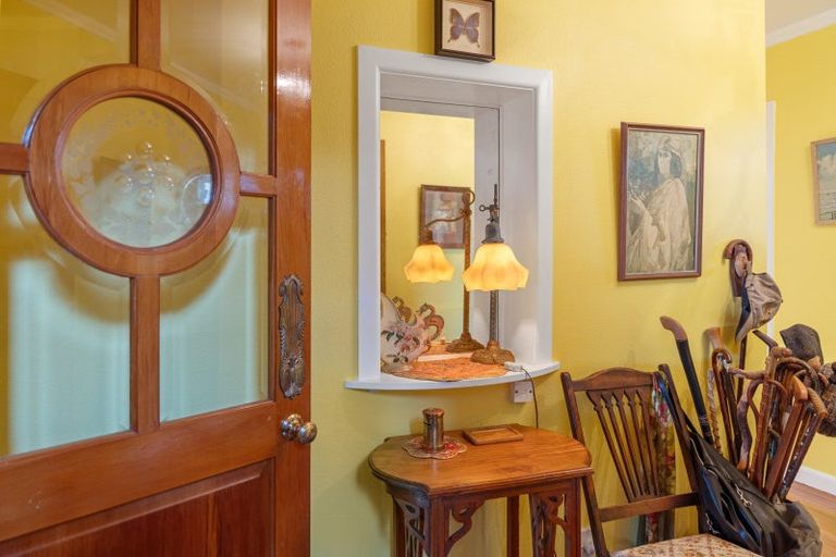 Photo of property in 17 Makora Road, Otaihanga, Paraparaumu, 5036