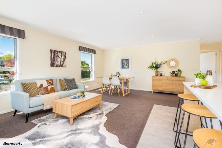 Photo of property in 43 Burma Road, Khandallah, Wellington, 6035