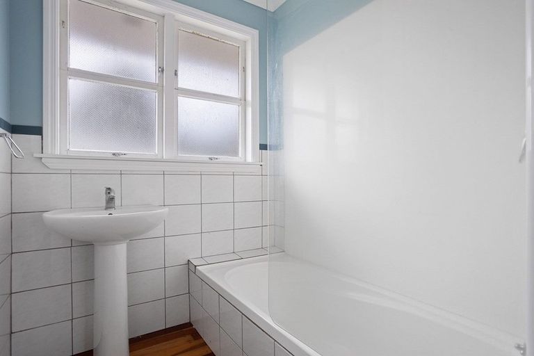 Photo of property in 1 Barry Road, Waihi, 3610