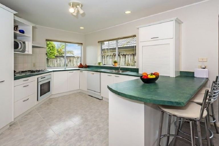 Photo of property in 2/31 Mission View Drive, Northpark, Auckland, 2013