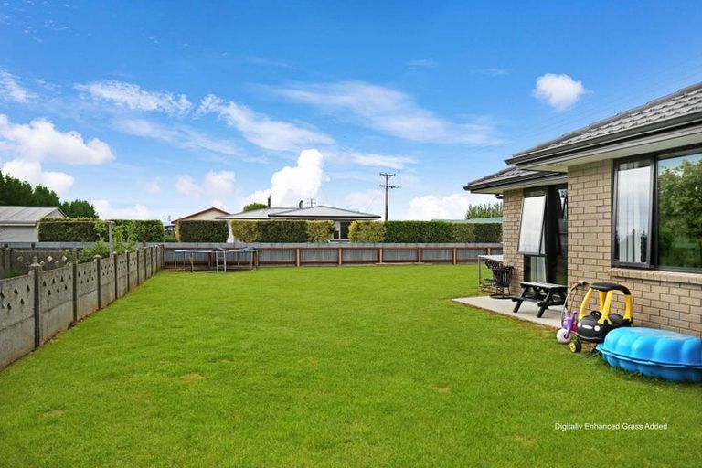 Photo of property in 149 Seaward Road, Edendale, 9825