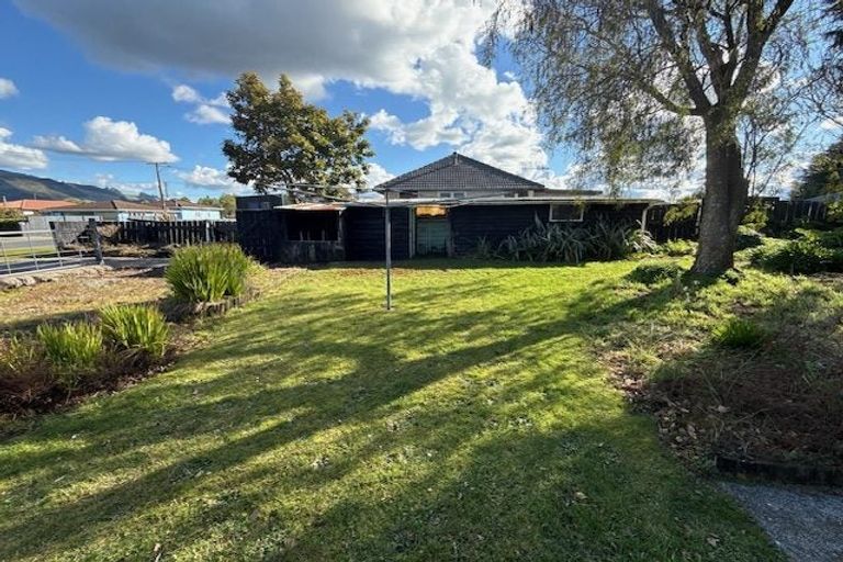 Photo of property in 2 Operiana Street, Ngongotaha, Rotorua, 3010